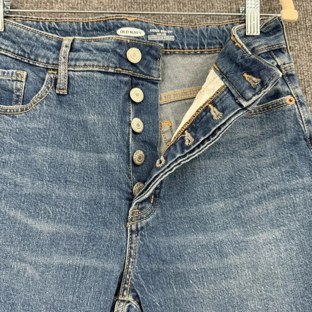 Old Navy Kicker Boot Cut High Rise Jeans Womens 4 Button Fly Medium Wash Stretch - Picture 7 of 12